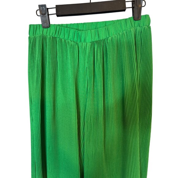 2/$30 NWT PrettyLittleThing Size 6 Green Pleated Trousers Polyester - Picture 5 of 16